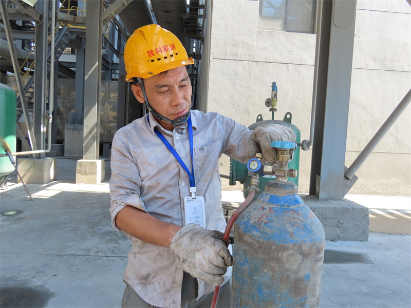 福建陜科公司:致敬,高溫下的守護(hù)者!3.png 福建陜科公司:致敬,高溫下的守護(hù)者!3.png