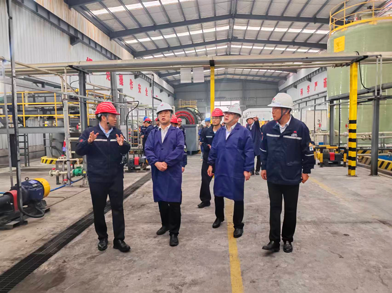 陜煤集團(tuán)安全生產(chǎn)督導(dǎo)組到新型能源公司開展第三季度安全環(huán)保檢查02.png 陜煤集團(tuán)安全生產(chǎn)督導(dǎo)組到新型能源公司開展第三季度安全環(huán)保檢查02.png